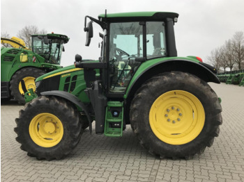 Traktor JOHN DEERE 6120M