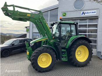 Traktor JOHN DEERE 6120M