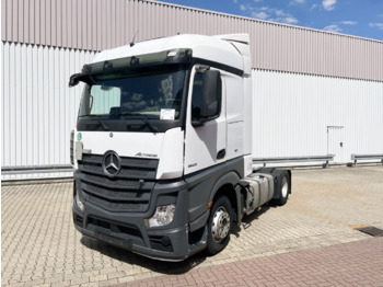 Nyergesvontató MERCEDES-BENZ Actros 1842