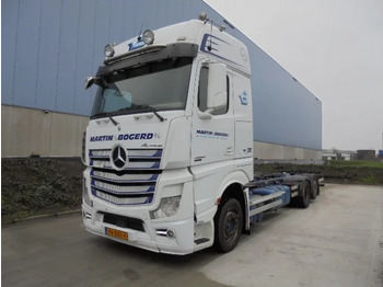 Alvaz teherautó MERCEDES-BENZ Actros 2542