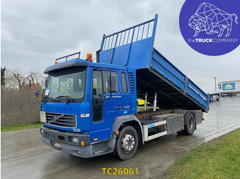 Billenőplatós teherautó VOLVO FL 220