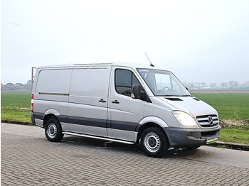 Furgon Mercedes-Benz Sprinter 319 AC AUT. V6 3.0 LTR: 5 kép.