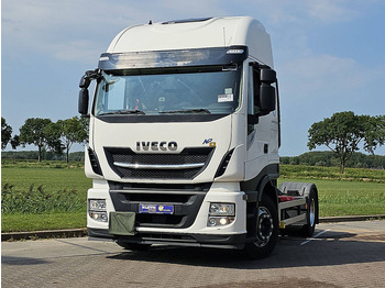 Nyergesvontató IVECO Stralis