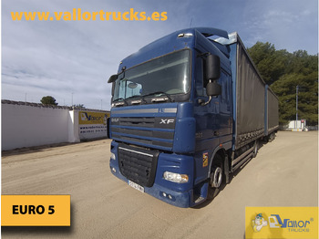 Ponyvás teherautó DAF XF 105 460