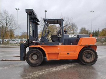 Doosan D1808-S lízing Doosan D1808-S: 5 kép.