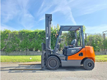 Doosan D30S 5 lízing Doosan D30S 5: 3 kép.