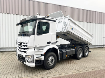 Billenőplatós teherautó MERCEDES-BENZ Arocs 2645