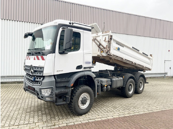 Billenőplatós teherautó MERCEDES-BENZ Arocs 3342