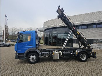 Cserefelépítményes teherautó Mercedes Atego 1224: 3 kép.