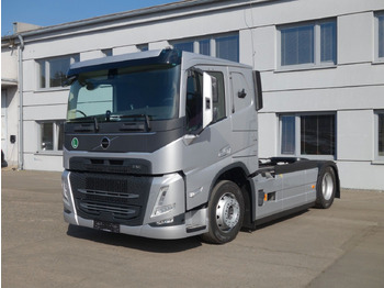 Autószállító teherautó VOLVO FM13 460