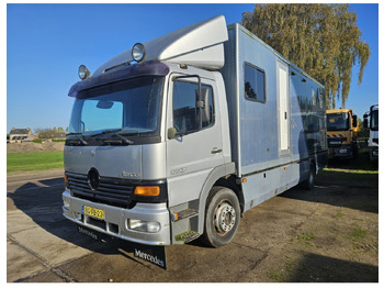 Lószállító kamion MERCEDES-BENZ Atego 1217