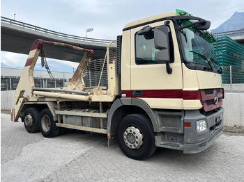 Konténerszállító MERCEDES-BENZ Actros 2536