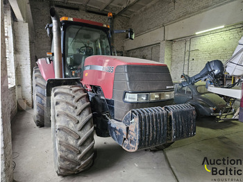 Traktor CASE IH Magnum