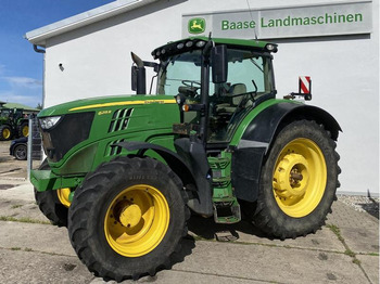 Traktor JOHN DEERE 6215R