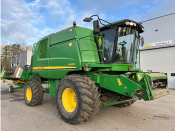 Kombájn JOHN DEERE W650