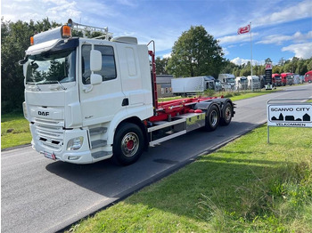 Horgos rakodó teherautó DAF CF