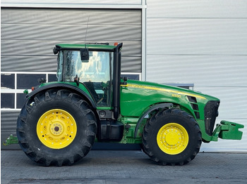 Traktor John Deere 8330 AutoPower: 4 kép.