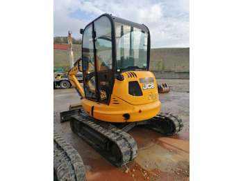 Minikotró JCB 8035 ZTS: 4 kép.