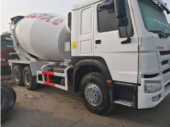 Betonmixer SINOTRUK HOWO