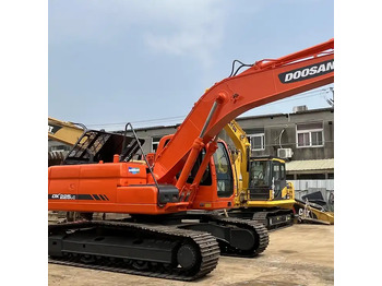 Lánctalpas kotró DOOSAN DX225