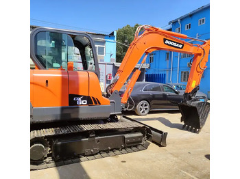 Lánctalpas kotró DOOSAN DX60