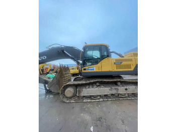 Second hand Volvo excavator in good condition for sale lízing Second hand Volvo excavator in good condition for sale: 5 kép.