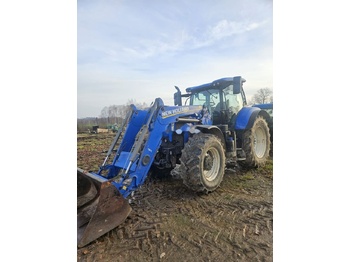 Traktor NEW HOLLAND T7.230