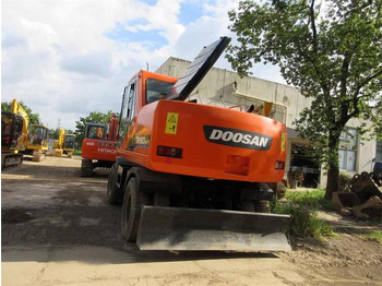 Doosan 150 W-7 lízing Doosan 150 W-7: 3 kép.