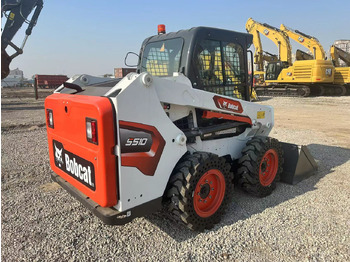 Mini homlokrakodó BOBCAT S510