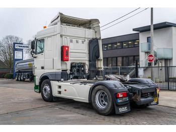 Nyergesvontató DAF XF 460 + HYDRAULIQUE: 5 kép.