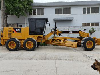 Gréder CATERPILLAR 140K