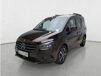 Autó MERCEDES BENZ T180d MINIVAN: 4 kép.