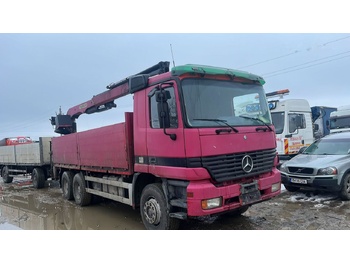 Platós teherautó MERCEDES-BENZ Actros