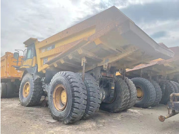 Bánya teherautó KOMATSU HD605