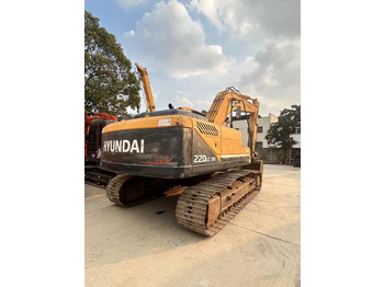 Lánctalpas kotró Perfect working Used Hyundai 220LC-9S Crawler Excavator Used Hyundai 220LC-9S Excavator in stock: 3 kép.