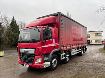 Ponyvás teherautó DAF CF 400