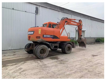 Gumikerekes kotró DOOSAN DH150