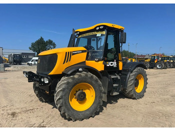 Traktor JCB