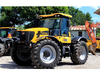 Traktor JCB