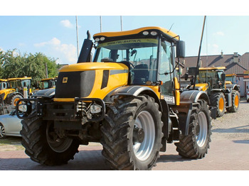 Traktor JCB