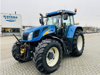 Traktor NEW HOLLAND TVT