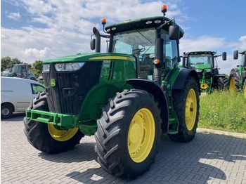 Traktor JOHN DEERE 7230R