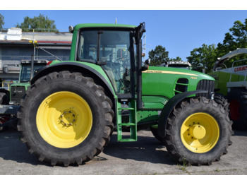 Traktor JOHN DEERE 7530