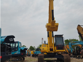 Lánctalpas kotró Komatsu PC240LC: 2 kép.