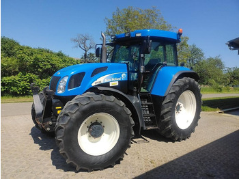 Traktor NEW HOLLAND TVT