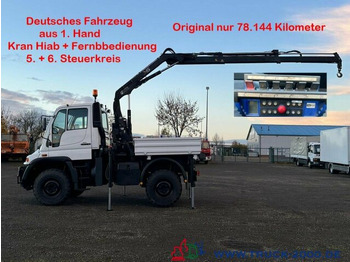 Platós teherautó UNIMOG U300