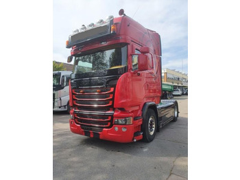 Nyergesvontató SCANIA R 580