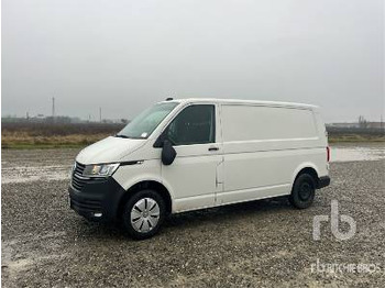 Dobozos felépítményű teherautó VOLKSWAGEN Transporter