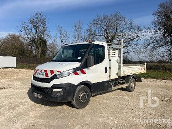 Billenőplatós teherautó IVECO Daily