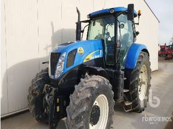 Traktor NEW HOLLAND T7050